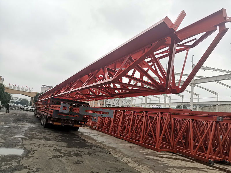 节后迎来桥门起重机装车发货潮